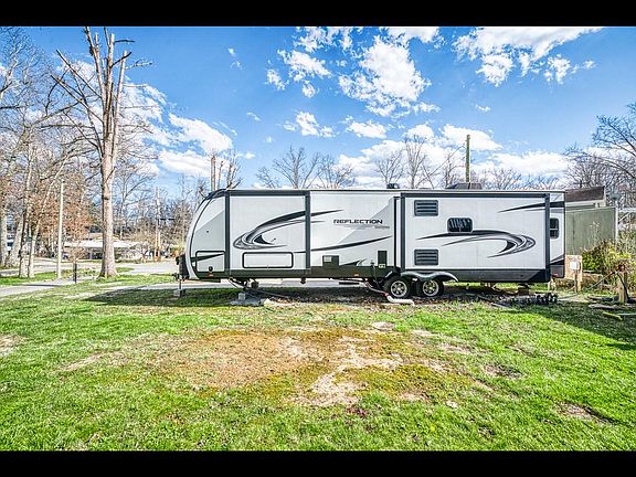 2nd image of 66 Sioux Trl