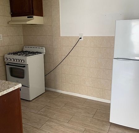 4th image of 304 N 11th St