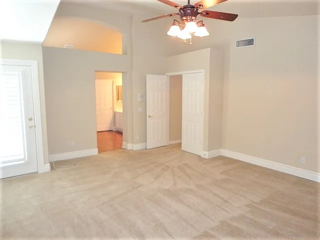 9715 E Inverness Ave — Photo 3