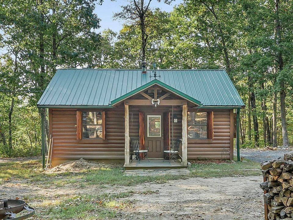 1st image of 114 Little Bear Ln