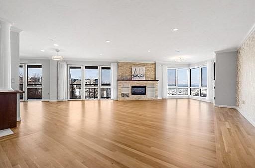2nd image of 2001 Marina Dr APT 301