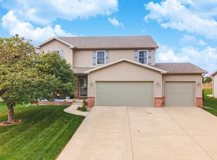 1511 Olmsted Rd, Normal, IL 61761