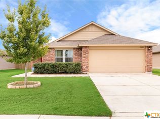 1425 Birmingham Dr, Seguin, TX 78155