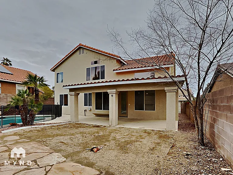 245 Farlin Cir — Photo 33
