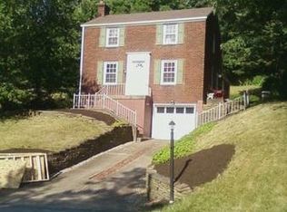 11529 Gardenia Dr, Pittsburgh, PA 15235