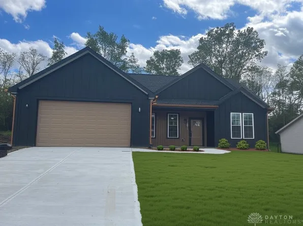 316 Skinner Dr, Dayton, OH 45426