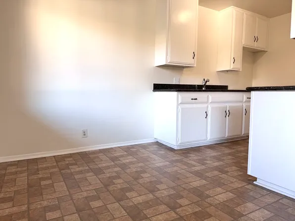 889 N Laurel Ave, Upland, CA