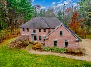 2141 N Yasimin Dr, Midland, MI 48642