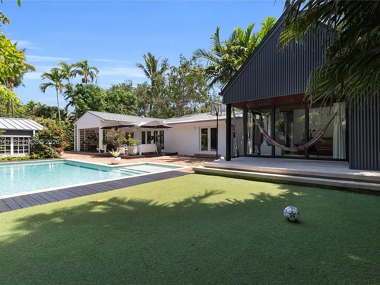 7420 SW 53rd Pl — Photo 31