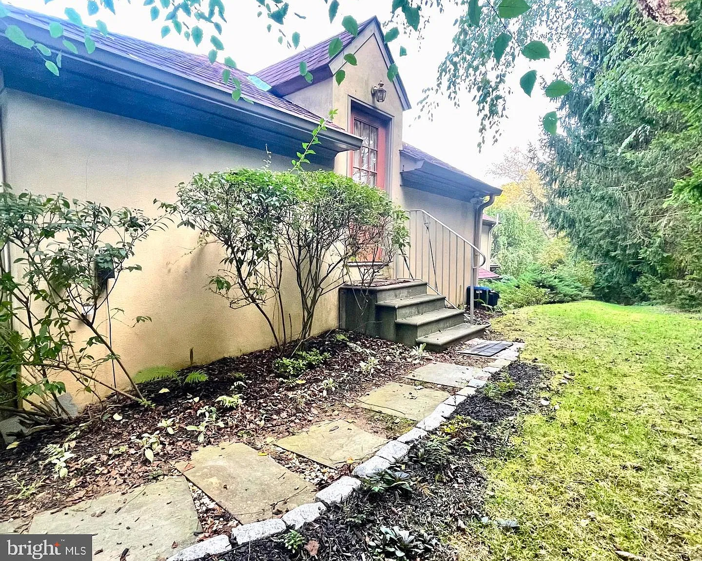 Studio, 1.0 bath, 625 sqft, $1,450 — Photo 2