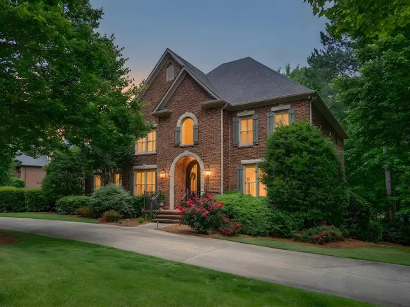 8164 Castlehill Rd, Birmingham, AL 35242