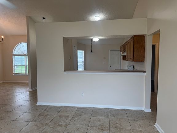 2nd image of 2182 Farm Way