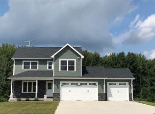 3297 Birch Tree Ln, Fowlerville, MI 48836
