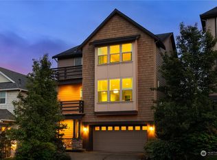 2642 NW Pine Cone Pl, Issaquah, WA