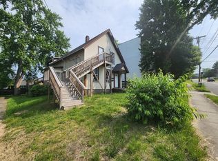 88 Prospect St, Chicopee, MA 01013