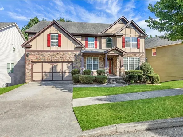 410 Chandler Bluff Ct, Grayson, GA 30017