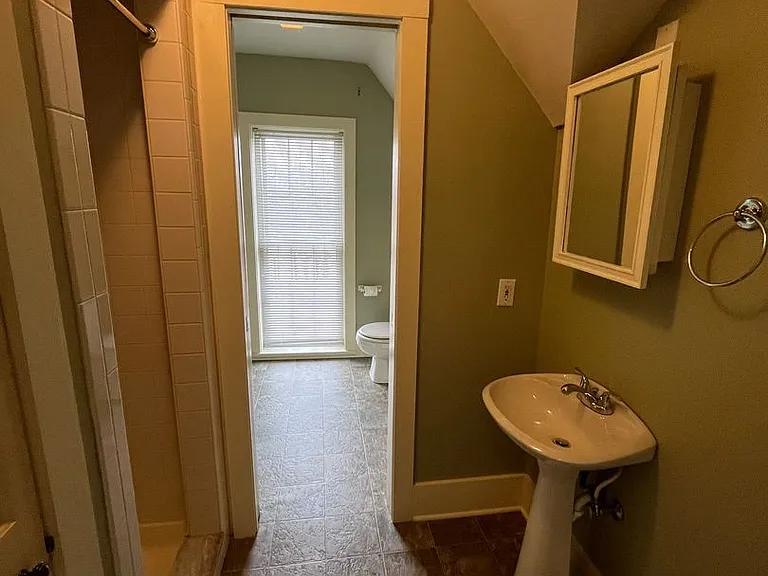 348 S Morton St — Photo 22