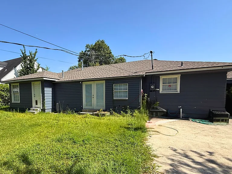 2330 Rusk St — Photo 12