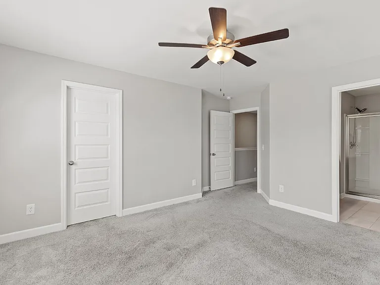 242 Mansfield Dr — Photo 21