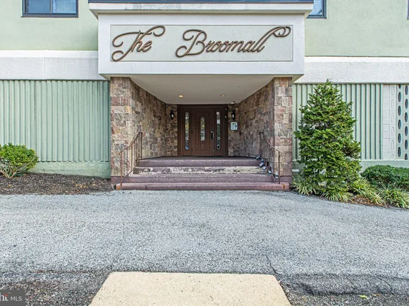 900 N Broom St APT 10, Wilmington, DE 19806