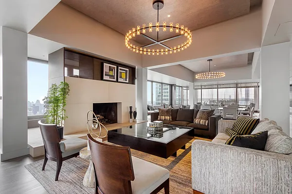 Sold by Nest Seekers International | media 14