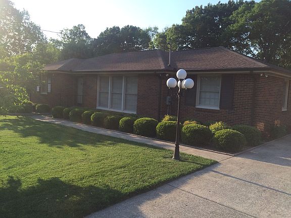 3rd image of 130 McBratney Dr