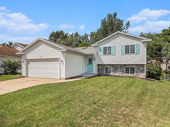 2nd image of 1849 Crosswinds Ct SE