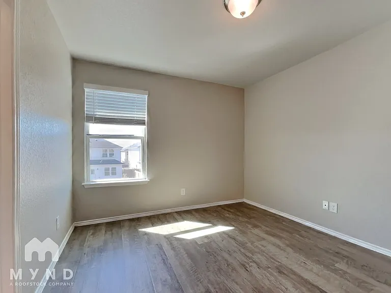 4105 Asher Aly — Photo 13