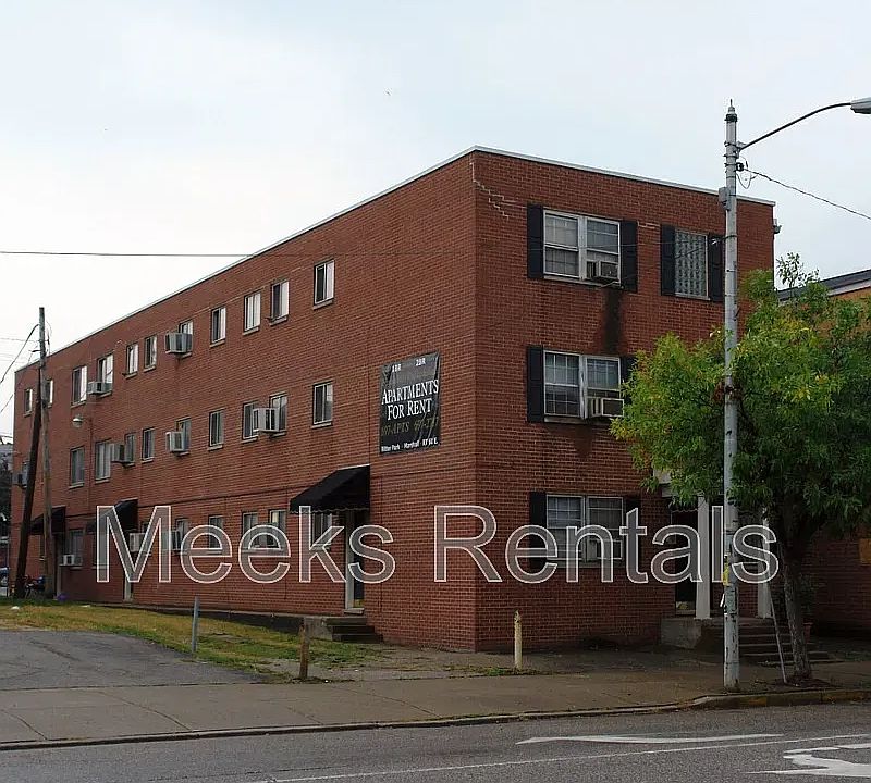 1st image of 1539 4th Ave #27559-f