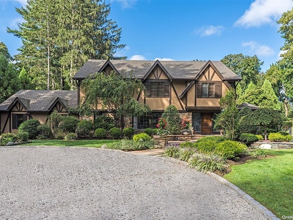 4 Woodstock Court, Muttontown, NY 11771 MLS 3509122 Zillow