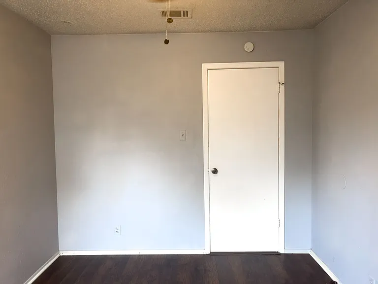 901 Taulbee Ln #D — Photo 11
