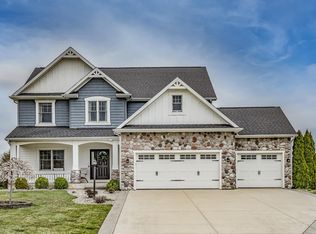 1501 Galapagos Dr, Fort Wayne, IN 46804
