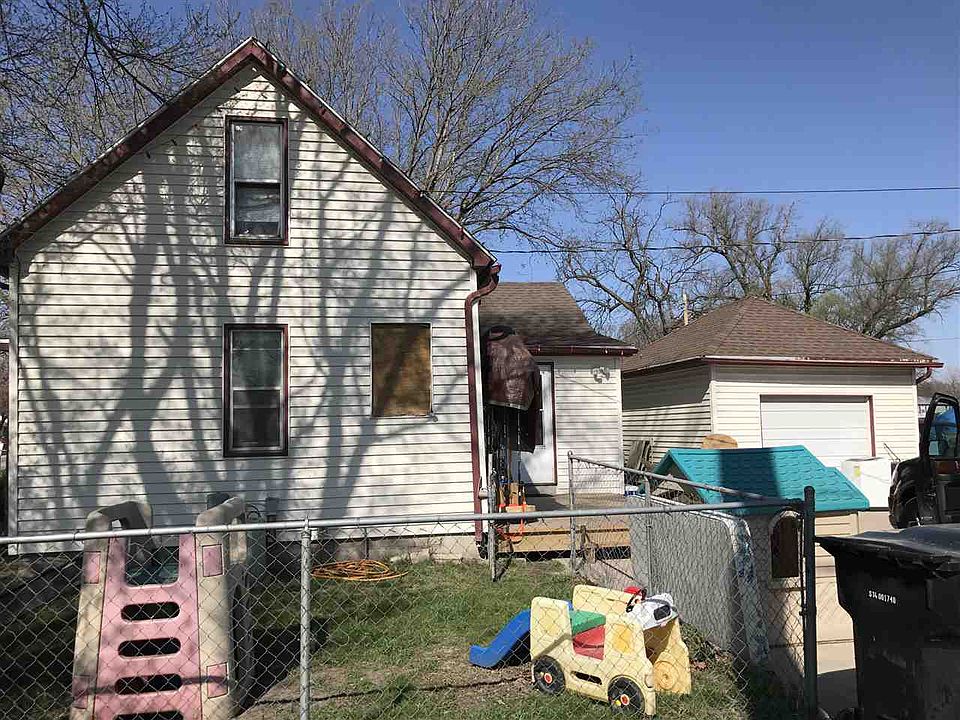 2nd image of 1204 W Military Ave