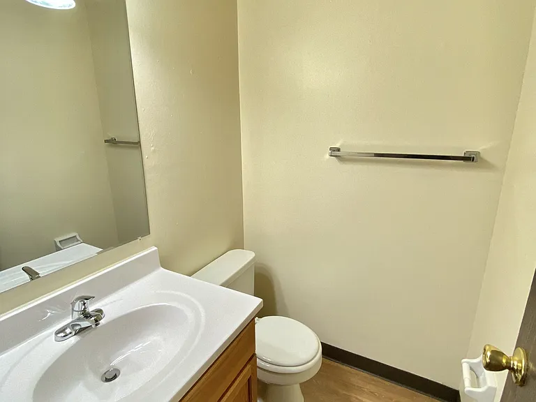 Kimberly Club Apartments — Photo 159