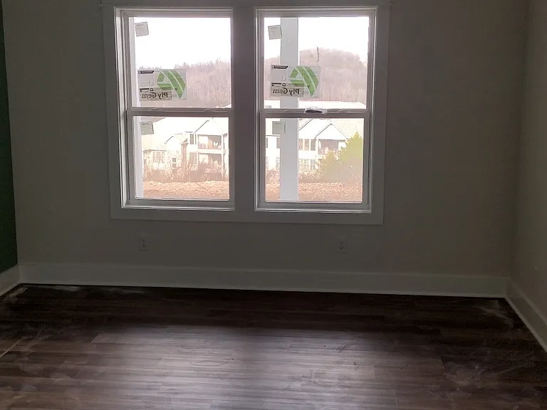 110 Woodview Ln — Photo 9