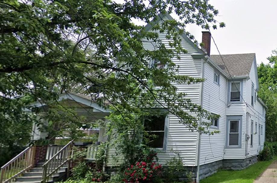 2nd image of 3384 W 125th St