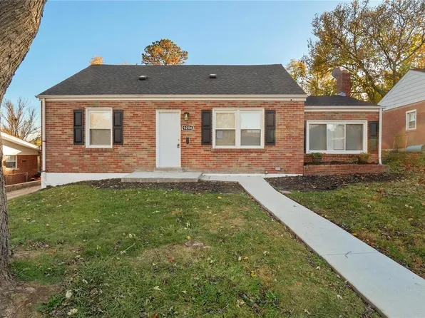 9206 Alpine Dr, Saint Louis, MO 63123