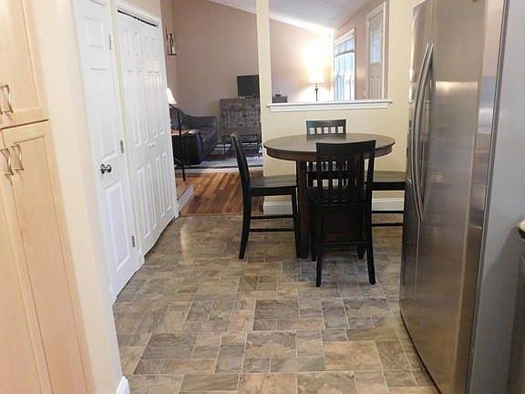5th image of 27 Chestnut Dr