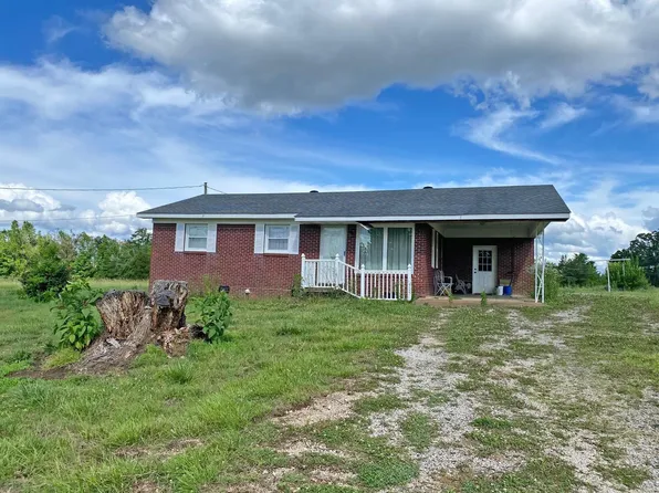 445 Dodd Dr, Savannah, TN 38372