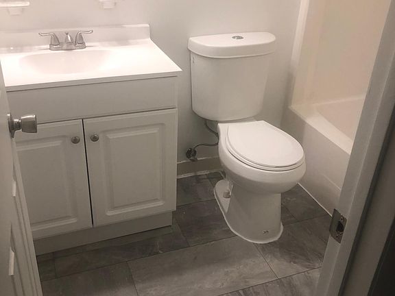 4th image of 1600 E Ocean View Ave APT G