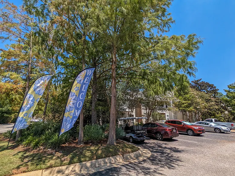 South Pointe — Photo 13