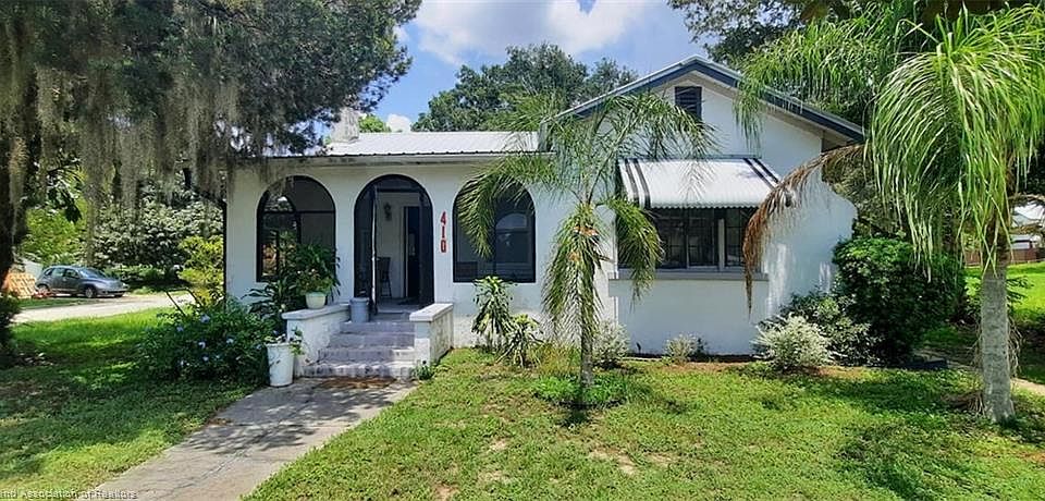 1st image of 410 Poinsettia Ave