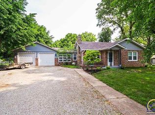 316 NW Rolyan Rd, Topeka, KS 66617