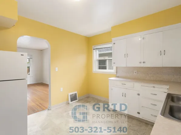 2120 N McClellan St, Portland, OR 97217
