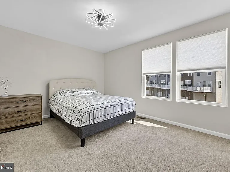 159 Presidents Pointe Ave #159 — Photo 15
