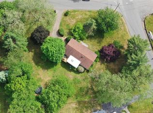 17 Charlotte Dr, Spring Valley, NY 10977