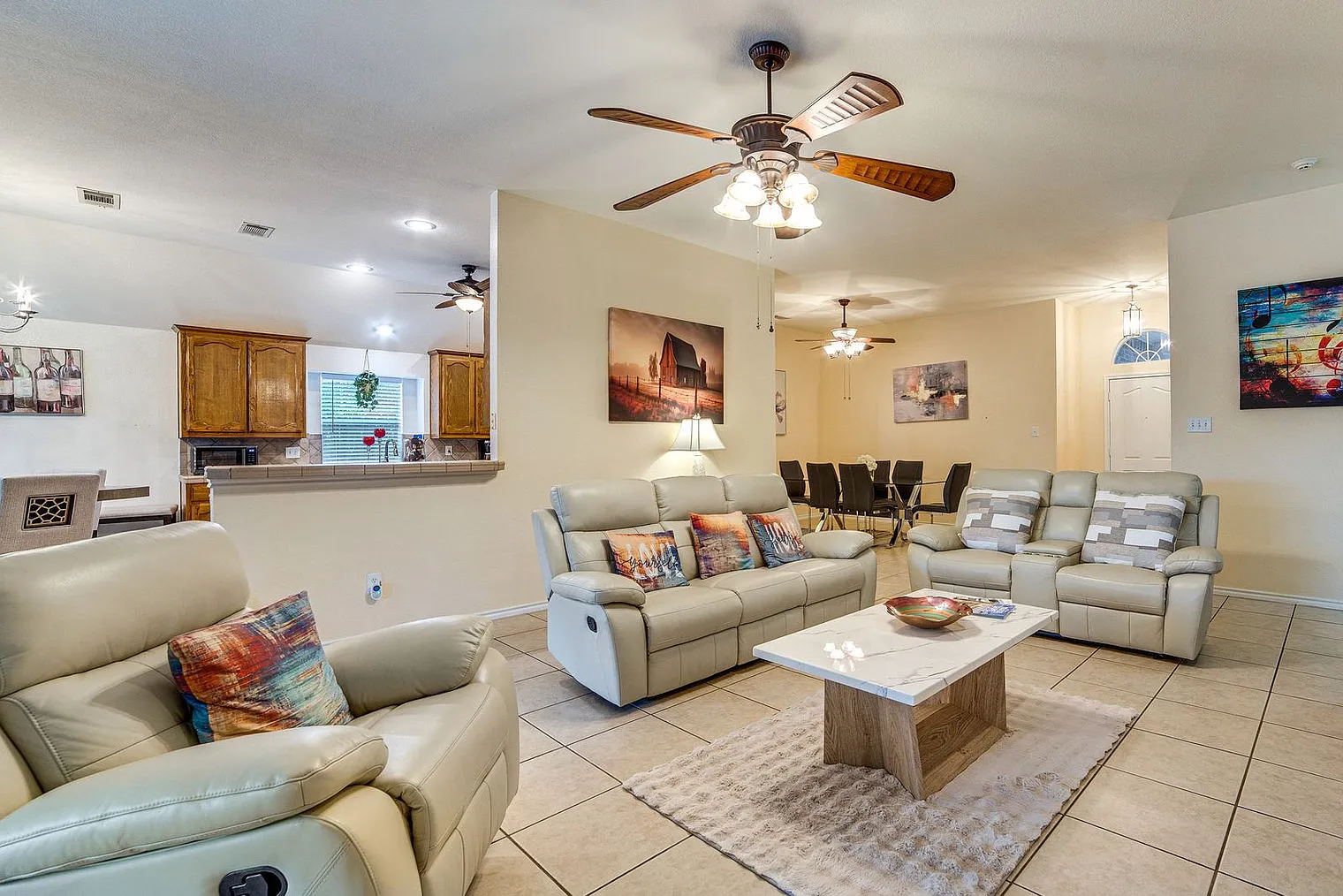 4 bed, 2.0 bath, 2249 sqft, $5,837 — Photo 3