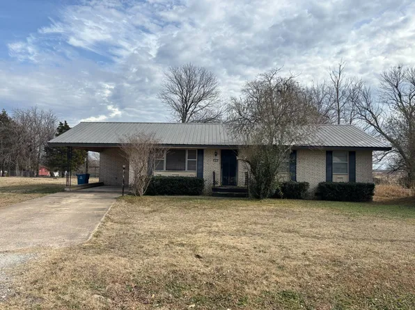 606 S Ada St, Coalgate, OK 74538