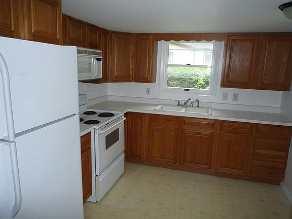 2nd image of 68 Rainbow Vista Ln