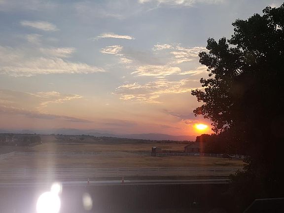 Sunsets from back yard deck,unobstructed views